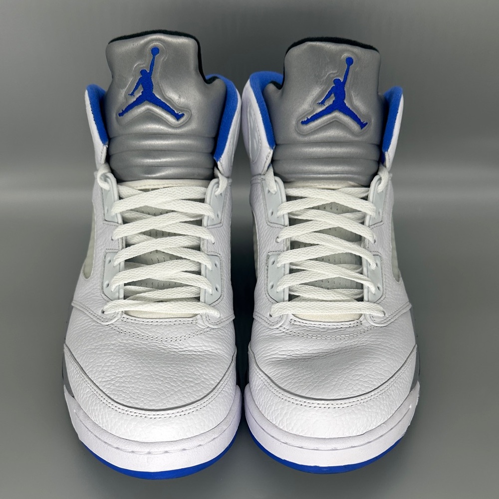 Jordan 5 Retro Men's White and Gray Sneakers with Blue Accents